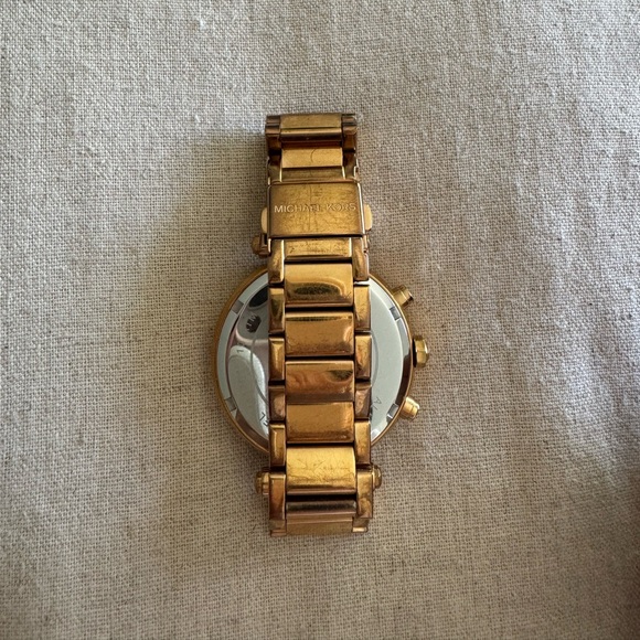 Michael Kors Parker Rose Gold-Tone Watch 🤩 - Picture 5 of 5